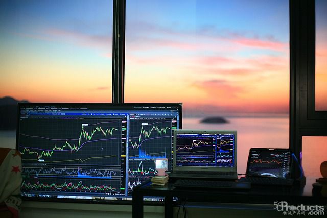 1777551842956080.jpg stock-trading-6525081_640.jpg