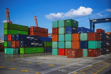 七成港航企业看涨运价 缺箱问题恐持续3月以上