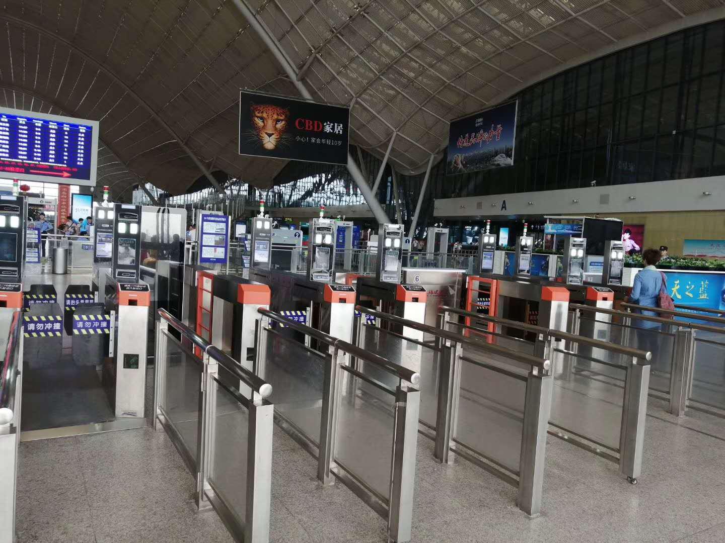汽车客运站高铁站实名制检票闸机人脸识别闸机