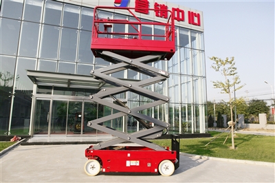 GTJZ0608A/GTJZ0808A 窄型自行剪叉式高空作业平台