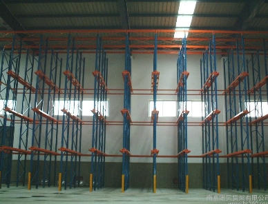 供应南京诺贝货架通廊式货架仓库货架，托盘，超市货架，贯通式货架