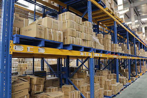 横梁式货架厂家供应商，重型货架厂家